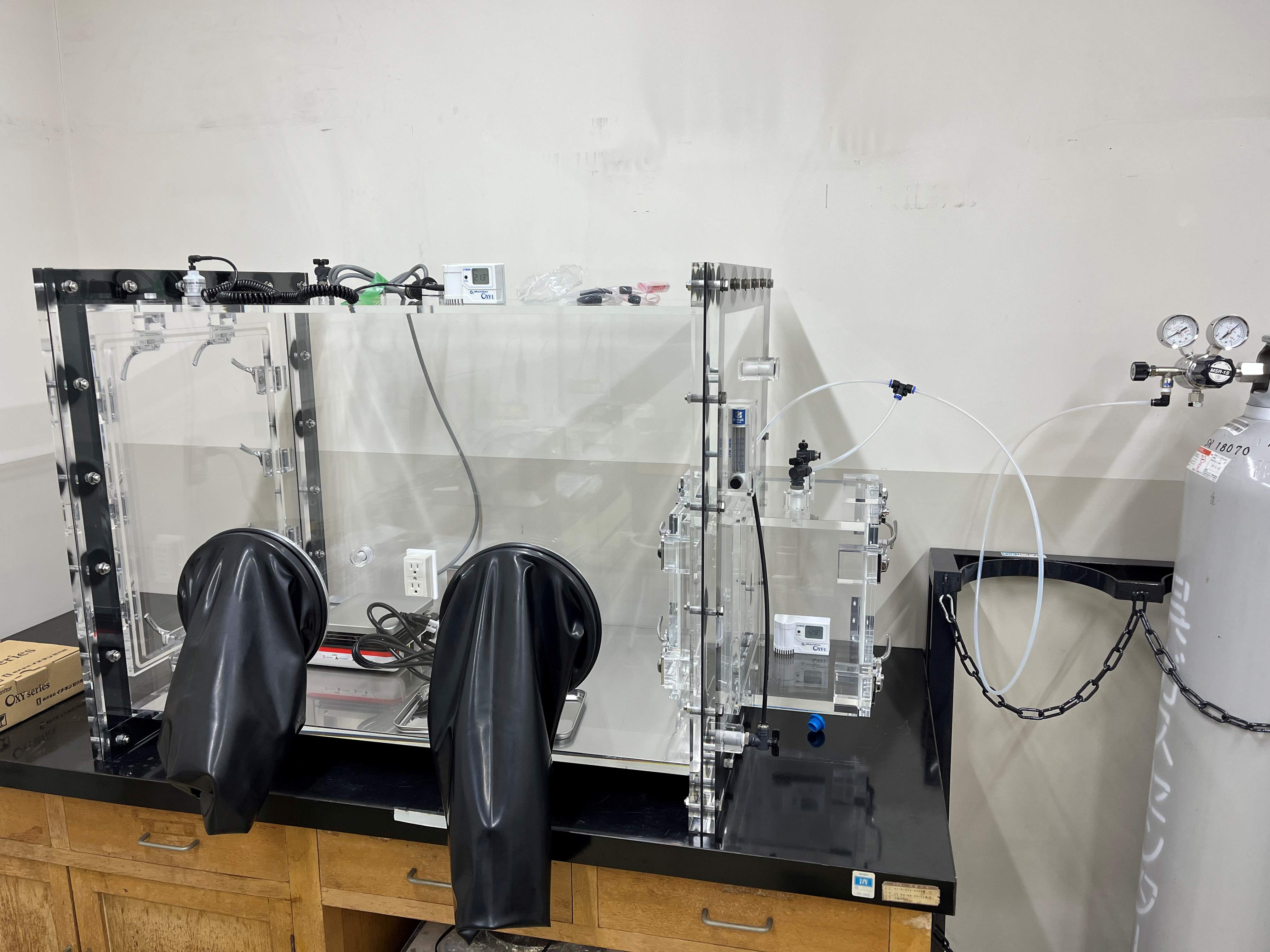 別注連結型グローブボックス